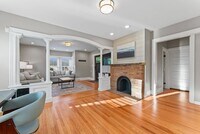 Building Photo - 22 Lincoln Ave