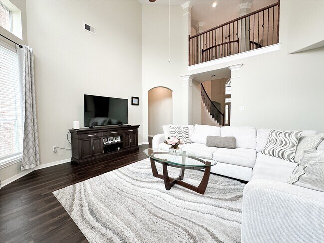 Building Photo - 6118 Coastal Grove Ln