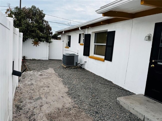 Building Photo - 1709 Warrington Wy