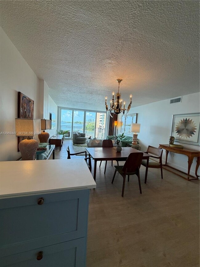 Building Photo - 770 NE 69th St