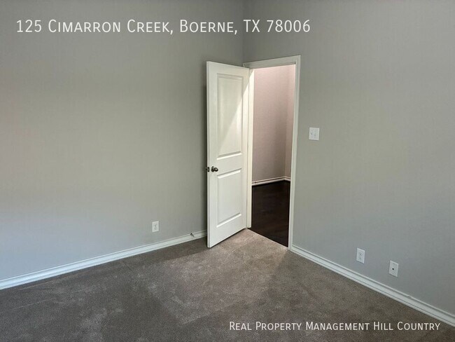 Building Photo - 125 Cimarron Creek