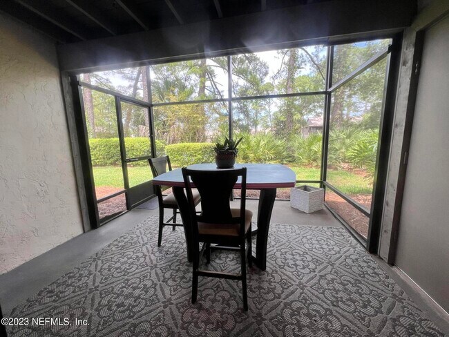 Building Photo - 108 Cranes Lake Dr