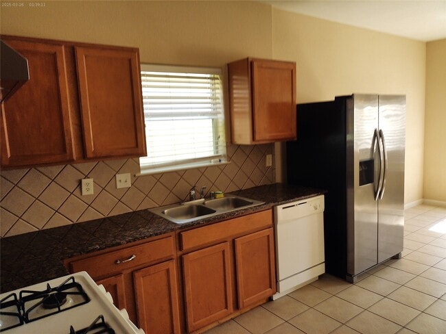 Building Photo - 3311 Siebinthaler Ln