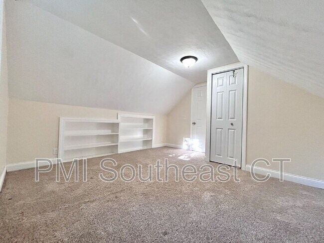 Building Photo - 39 Virginia Rd