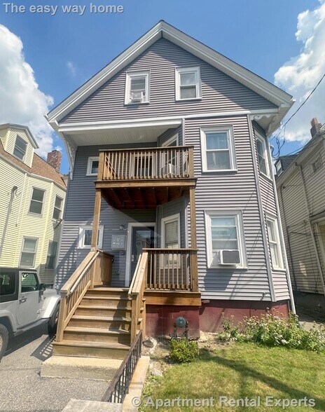 Building Photo - 39 Bradley St.