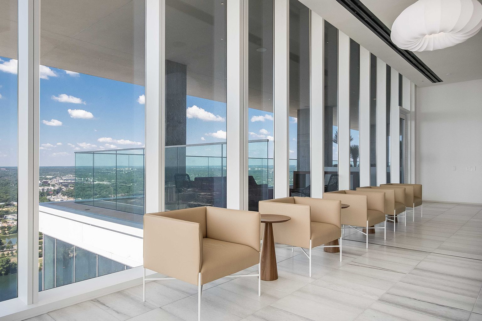 Building Photo - 301 West Ave.