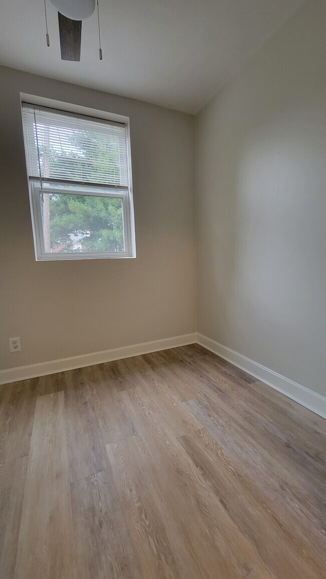 Building Photo - The Charlotte