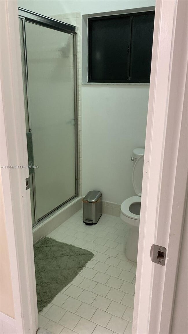 Building Photo - 1634 N 15th Terrace