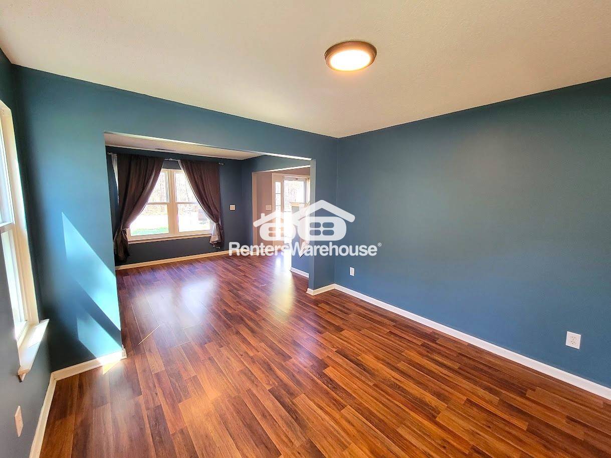 Building Photo - 2135 Sunset Maple Ln