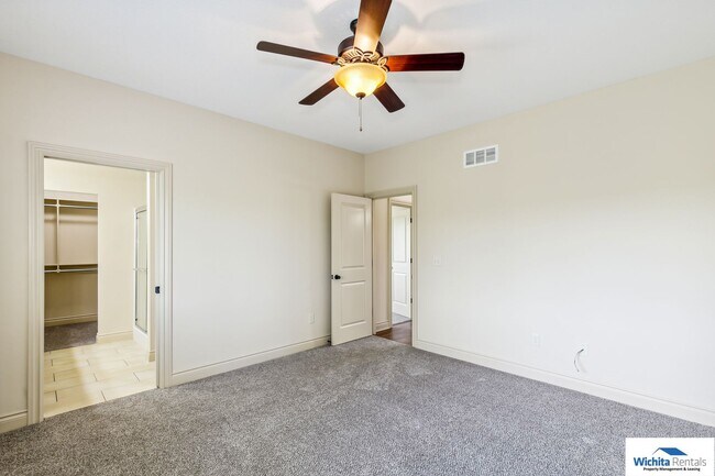 Building Photo - 1716-1718 Bedford