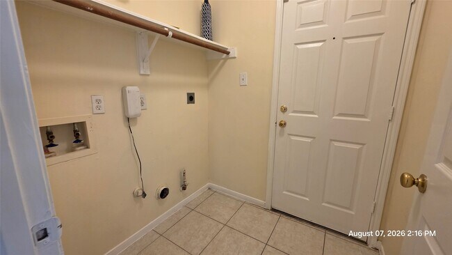 Building Photo - 15335 Garett Green Cir