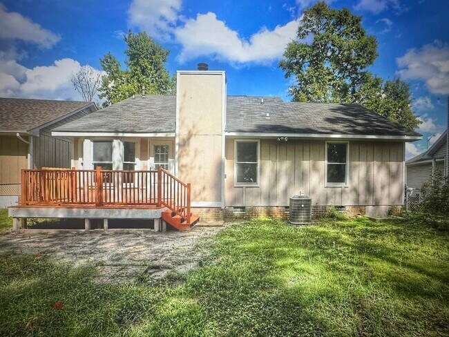 Building Photo - 6813 Torrance Ln