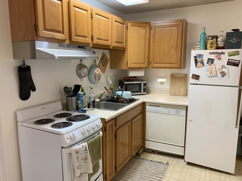 Building Photo - 1329 Connecticut St