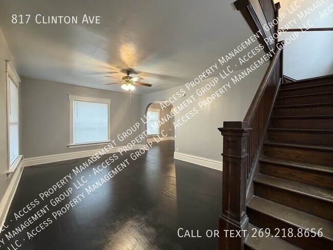 Building Photo - 817 Clinton Ave
