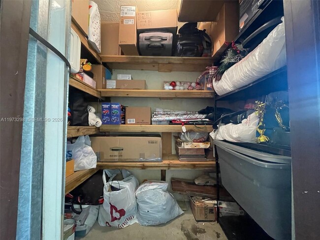 Building Photo - 9010 SW 125th Ave