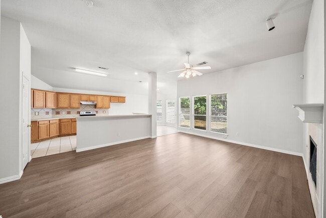 Building Photo - 6507 Watch Hill Ct
