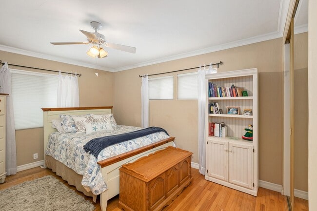 Building Photo - 4BD/2.5BA California Coastal Home with Swe...