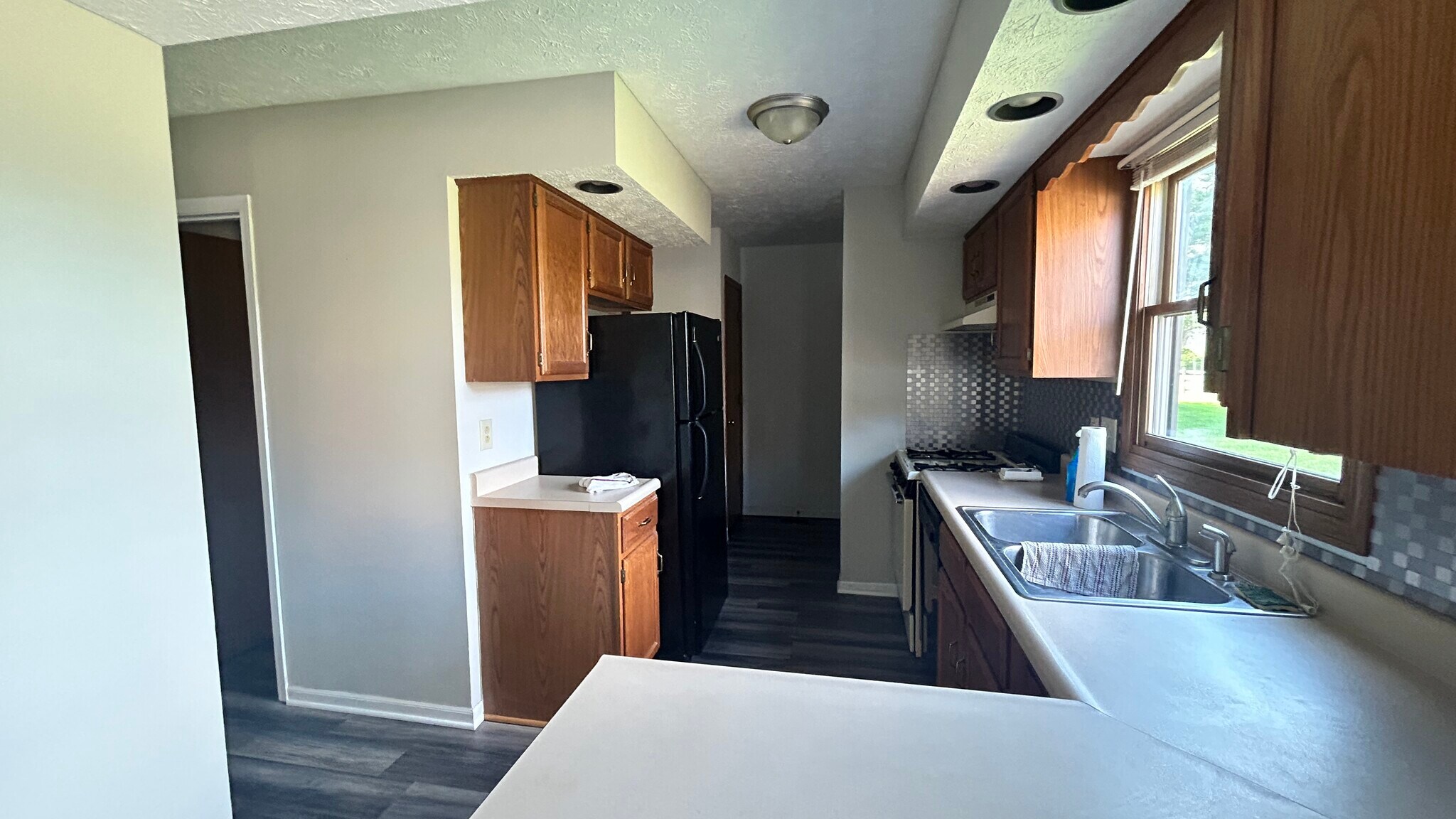 Building Photo - 426 Christy Drive