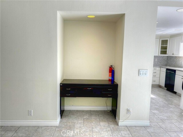 Building Photo - 25592 Leeward Dr