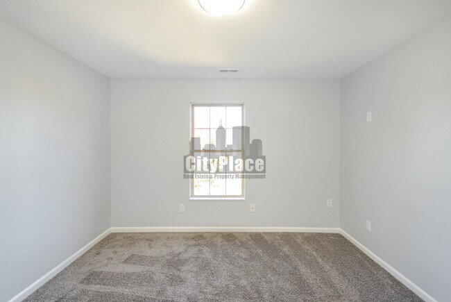 Building Photo - 6677 W Longview Dr