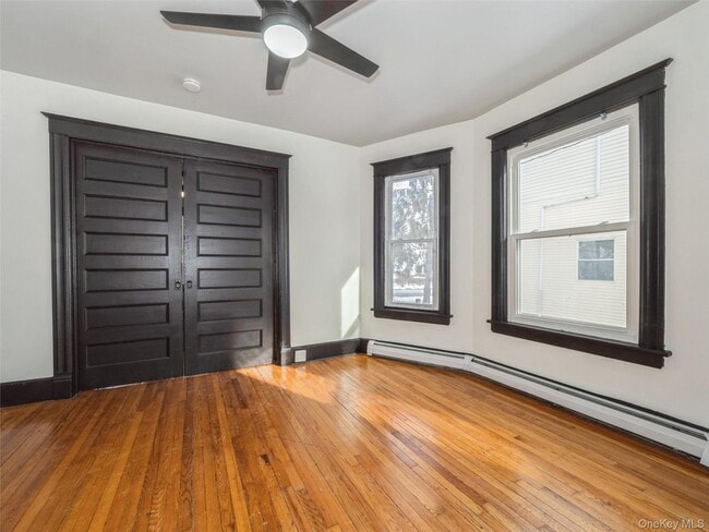 Building Photo - 236 Mansion St