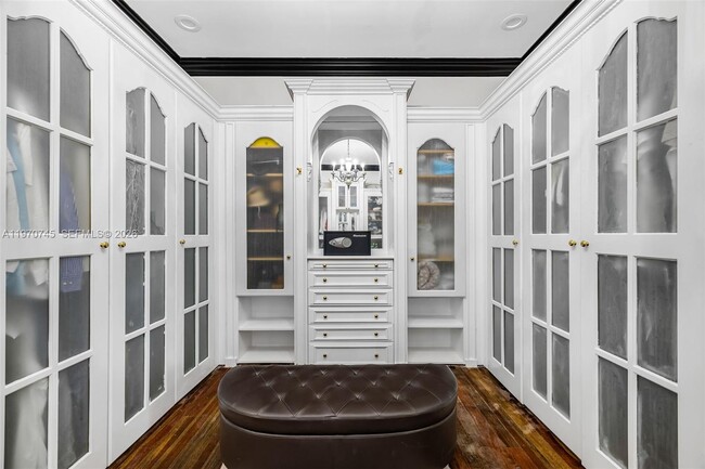 Building Photo - 9815 SW 114th St