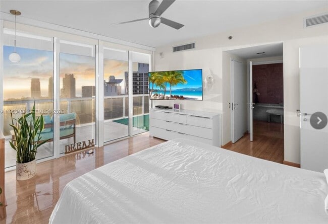 Building Photo - 450 Alton Rd