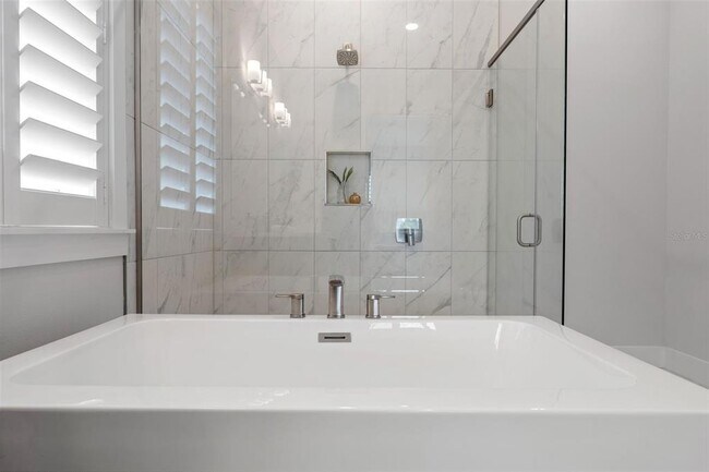 Building Photo - 8541 Ivy Stark Blvd