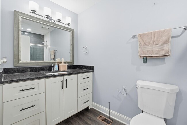 Building Photo - 13141 W Stonewood Dr