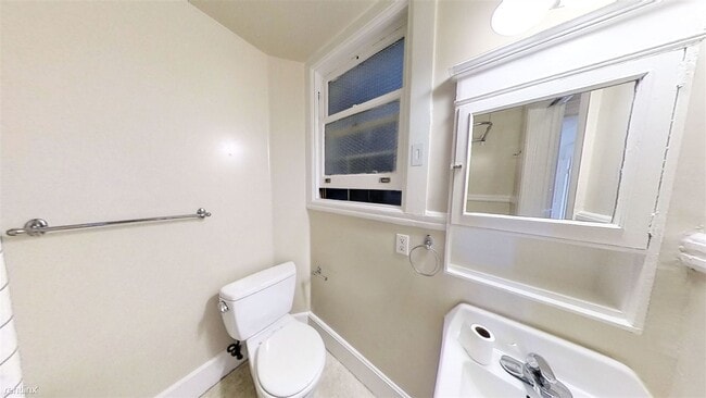 Building Photo - 512 Frederick St