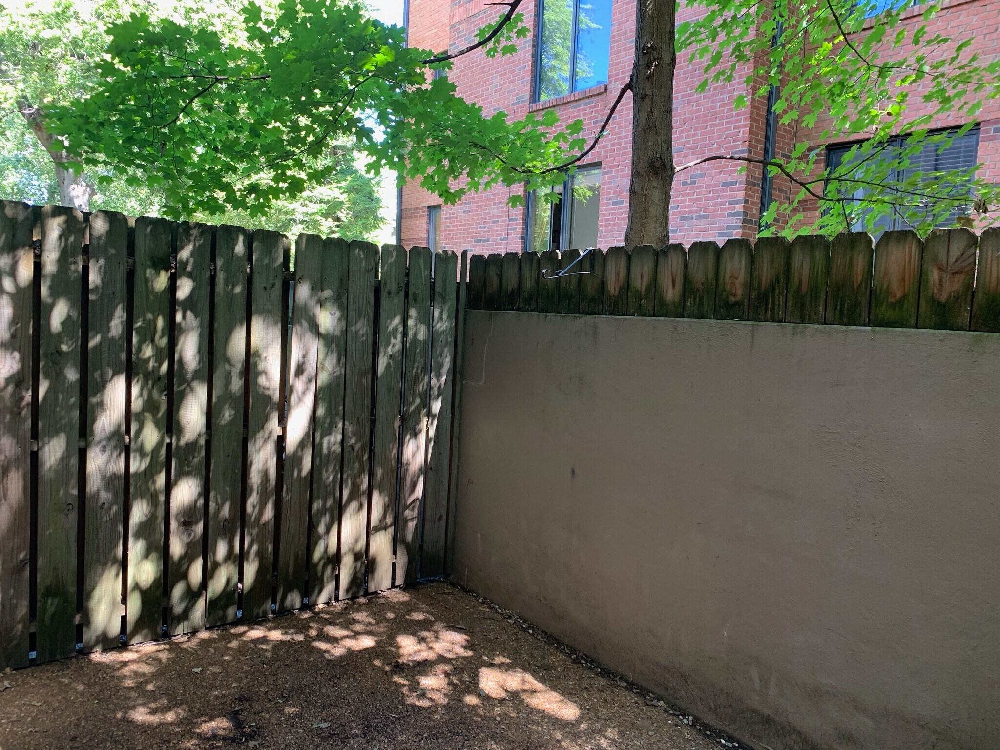 Building Photo - 2120 Portland Ave