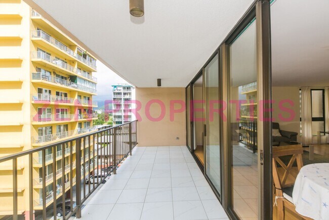 Building Photo - 250 ?Ohua Ave