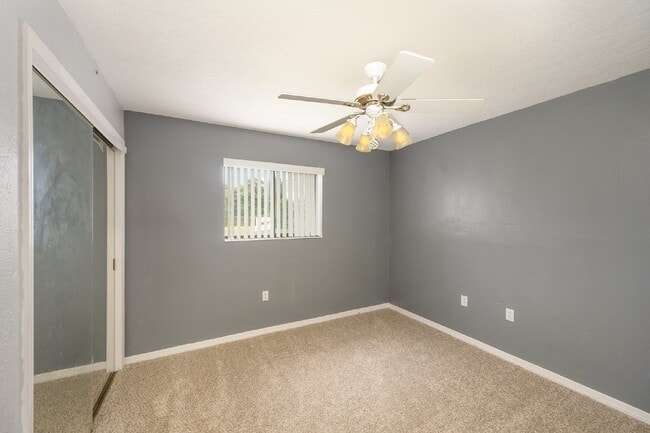 Building Photo - SUNTREE