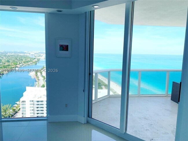 Building Photo - 4779 Collins Ave