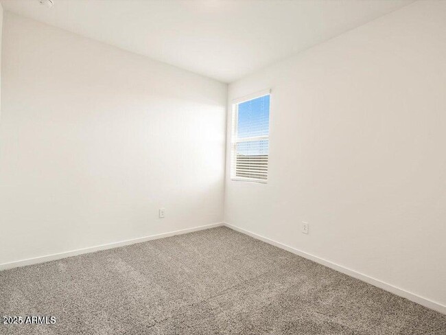 Building Photo - 41740 W Sonoran Trail