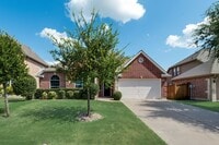 Building Photo - A must see home in Grand Prairie!