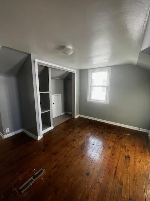 Building Photo - 705 E Judson Ave