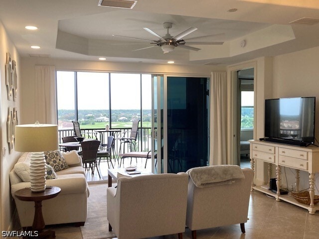 Building Photo - 580 El Camino Real