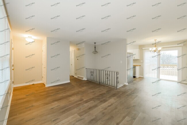 Building Photo - 7315 Harvard Ave