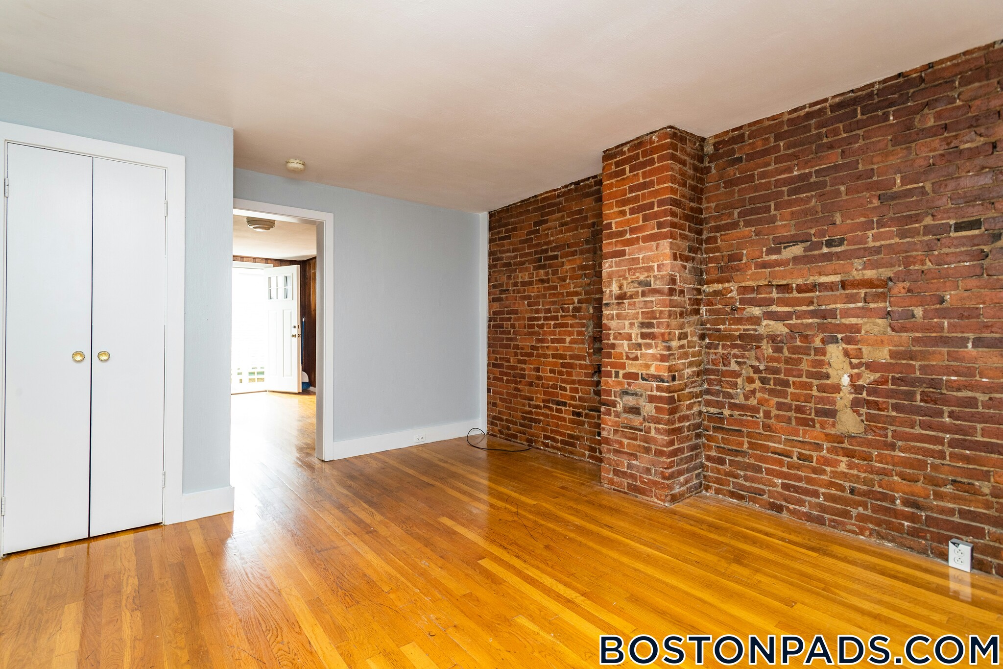 Building Photo - 58 Atherton St
