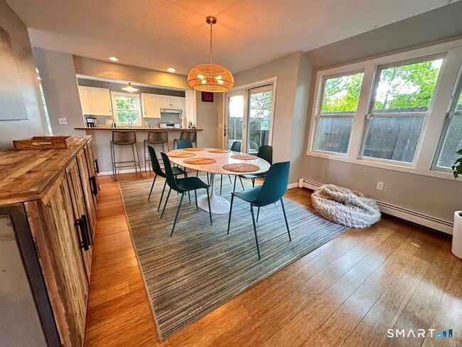 Building Photo - 44 Warren St