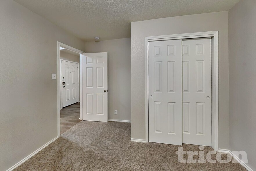 Building Photo - 6510 Poseidon Way