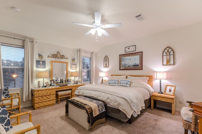 Building Photo - 2054 Sweet Lilac Dr