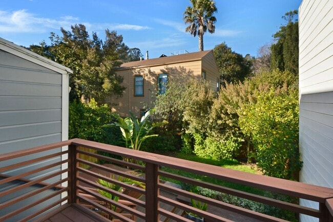 Building Photo - Your home sweet home in San Francisco is in the Noe Valley Neighborhood!