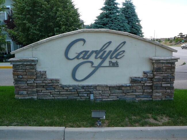 Building Photo - Stunning Highlands Ranch Townhome