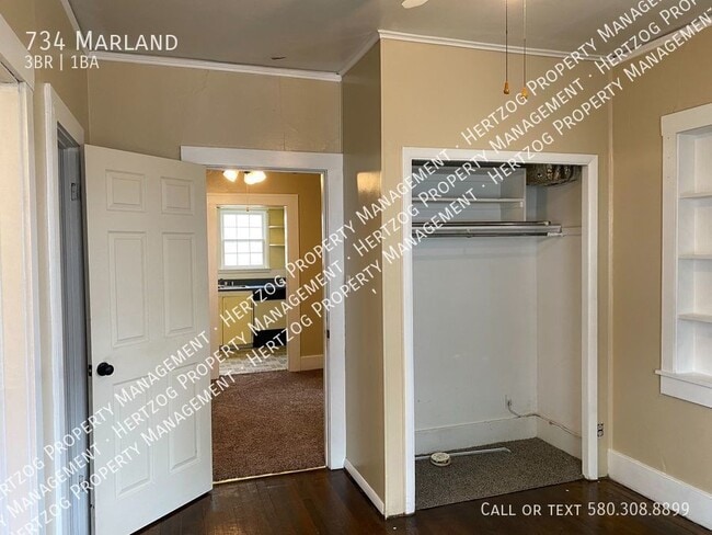 Building Photo - 734 Marland-