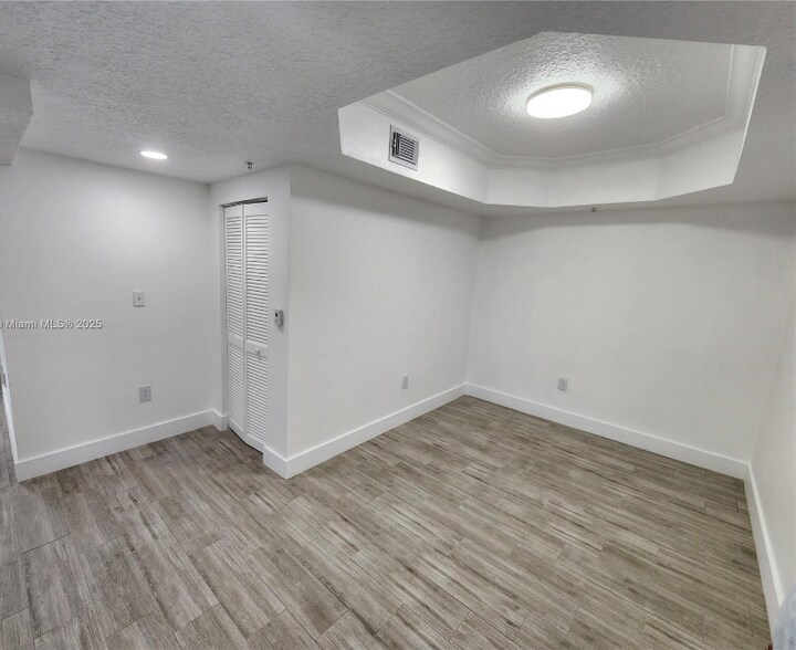 Building Photo - 201 SW 116th Ave