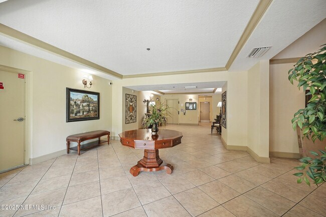 Building Photo - 4300 S Beach Pkwy