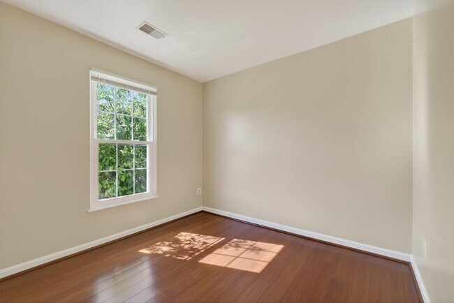 Building Photo - 9274 Caladium Dr