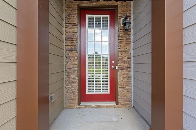 Building Photo - 2365 Bellyard Dr